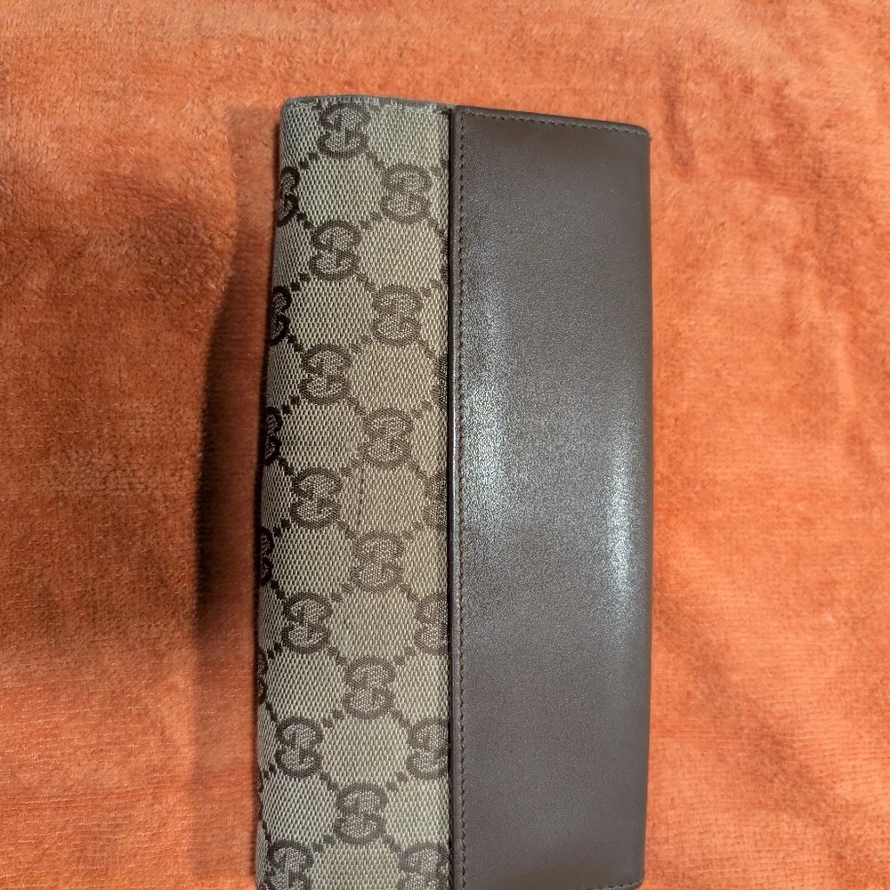 Gucci GG Jackie Piston Lock Monogram Continental Wallet - Picture 3 of 7